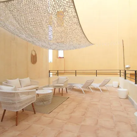 Apartmán Mara's La Mar - Beachfront Tiny House - 30 M2 Private Terrace *
